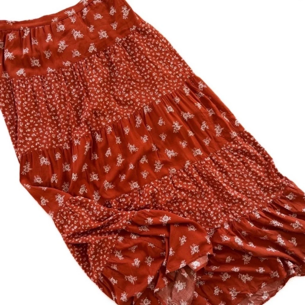✨ Alter’d State Rust Floral Tiered Midi Skirt – XL - Picture 4 of 10